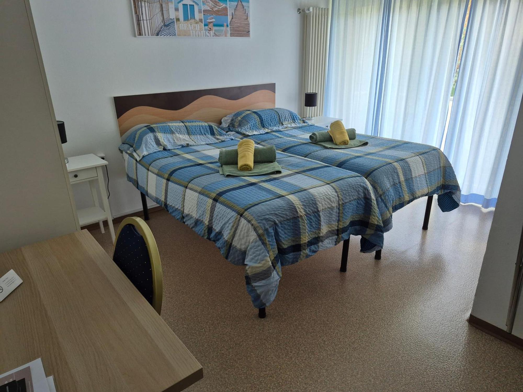 Hotel Garni Elisabetta Gordola Esterno foto